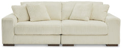 Lindyn Sectional