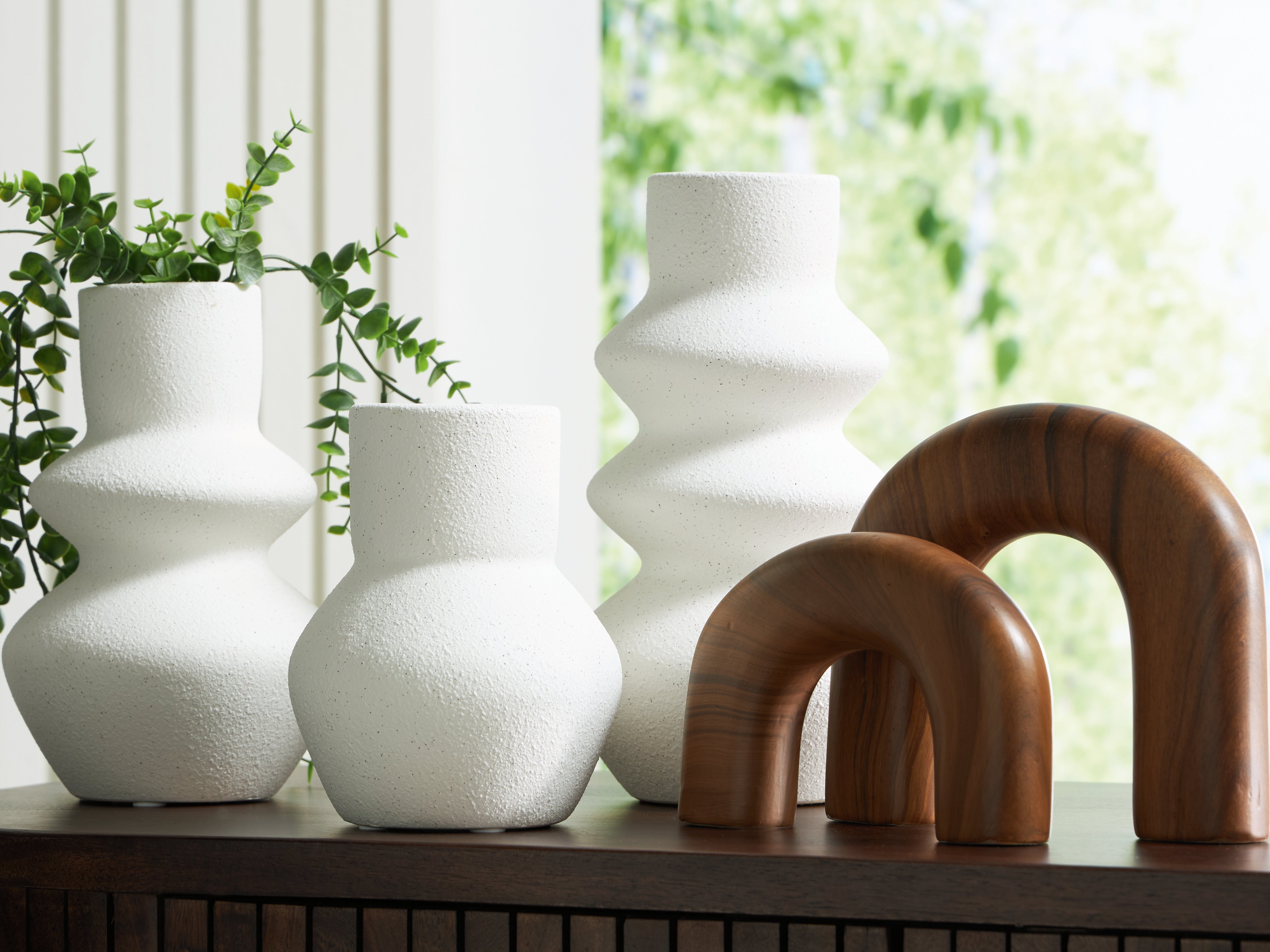 Bay Furniture Gallery - Ashley Furniture - Carterworth Accessory Set (Set of 5) - Accessory Set (5/CN) / White/Brown - A2C00210