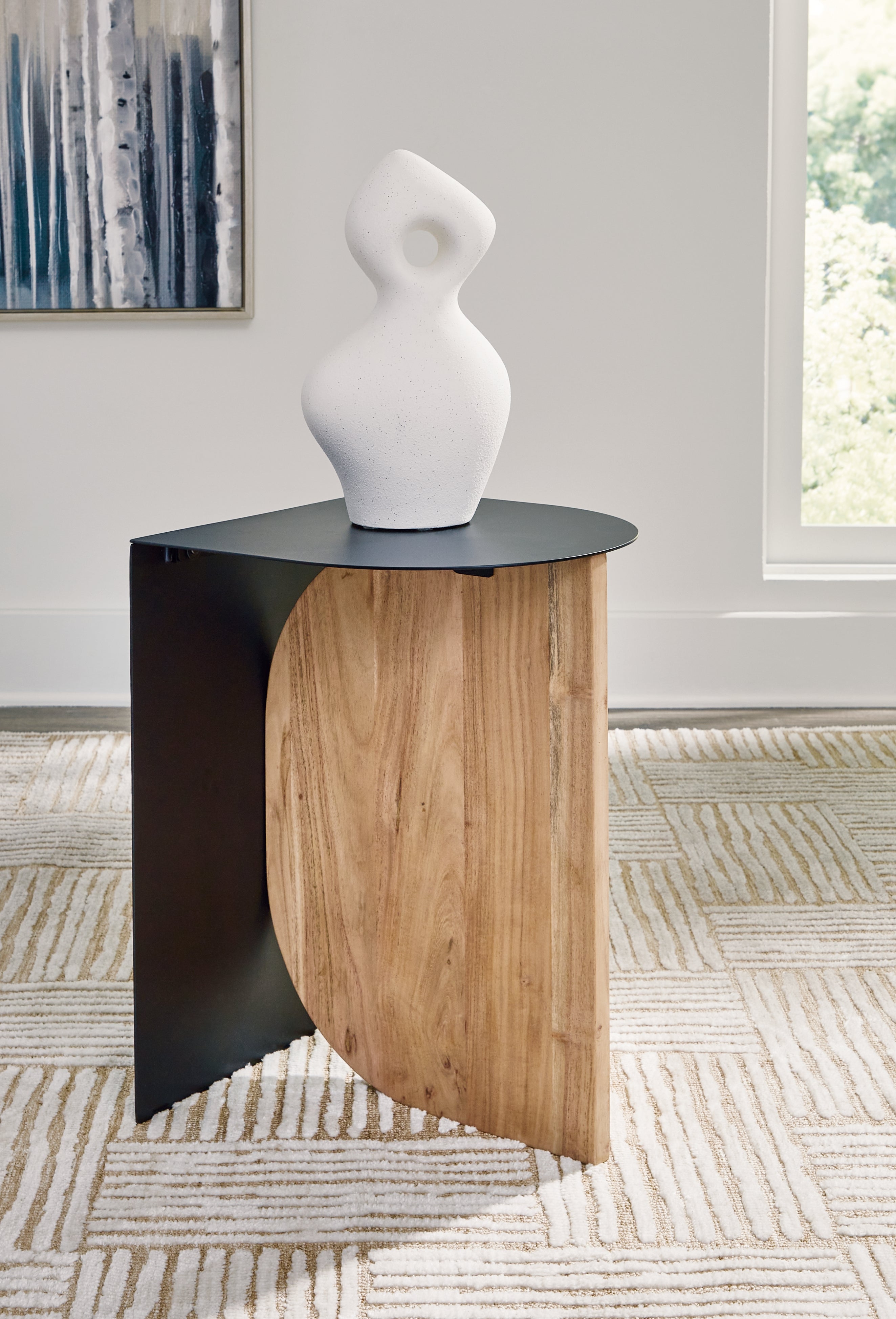 Bay Furniture Gallery - Ashley Furniture - Ladgate Accent Table - Accent Table / Black/Natural - A4000628