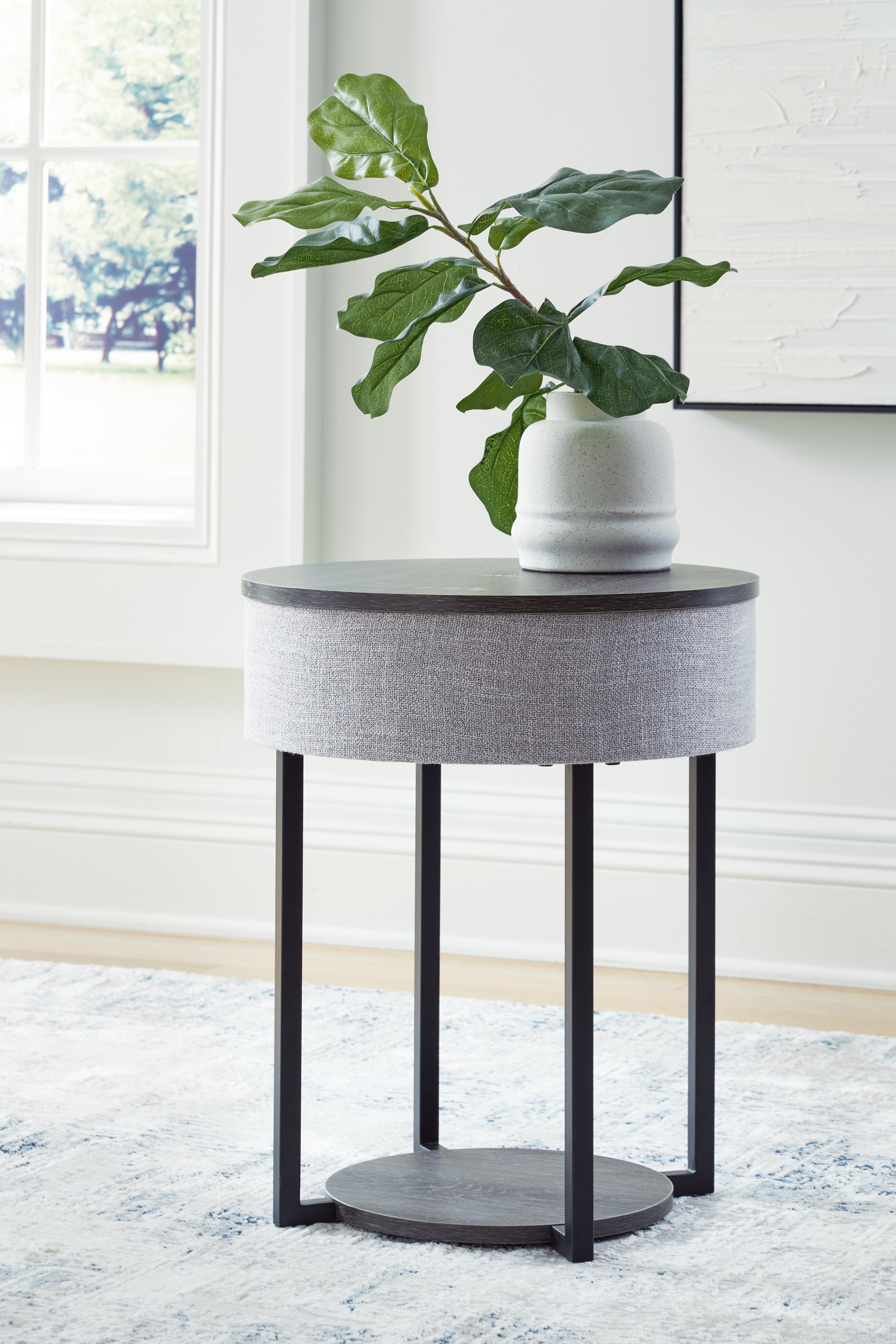 Bay Furniture Gallery - Ashley Furniture - Sethlen Accent Table with Speaker - Accent Table with Speaker / Gray/Black - A4000641