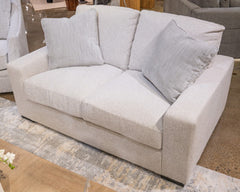 Bay Furniture Gallery - Ashley Furniture - Evanley Living Room - Loveseat - 8131035