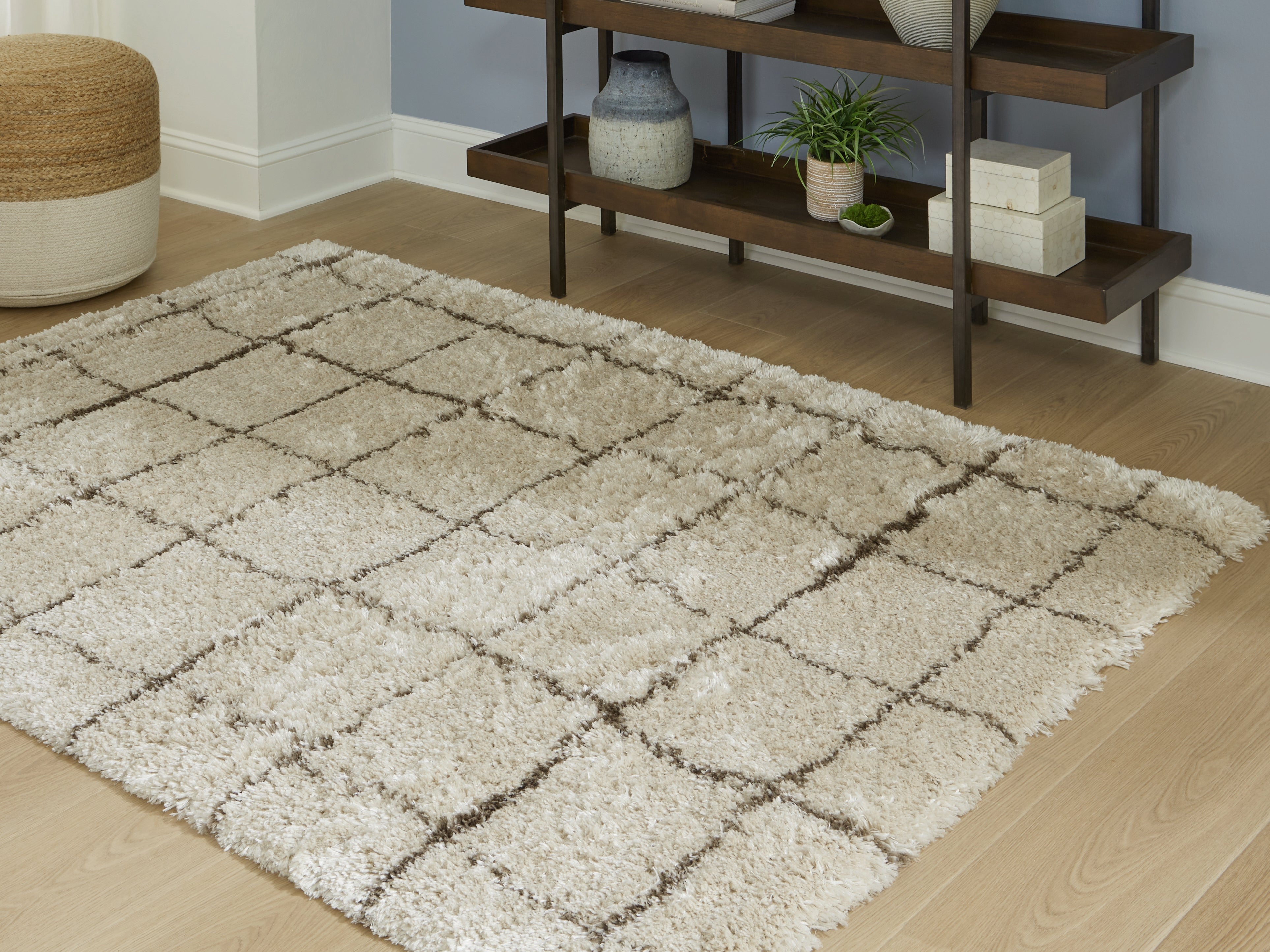 Bay Furniture Gallery - Ashley Furniture - Wrenlow Rug - 8' x 10' Rug / Gray/Cream - R407221