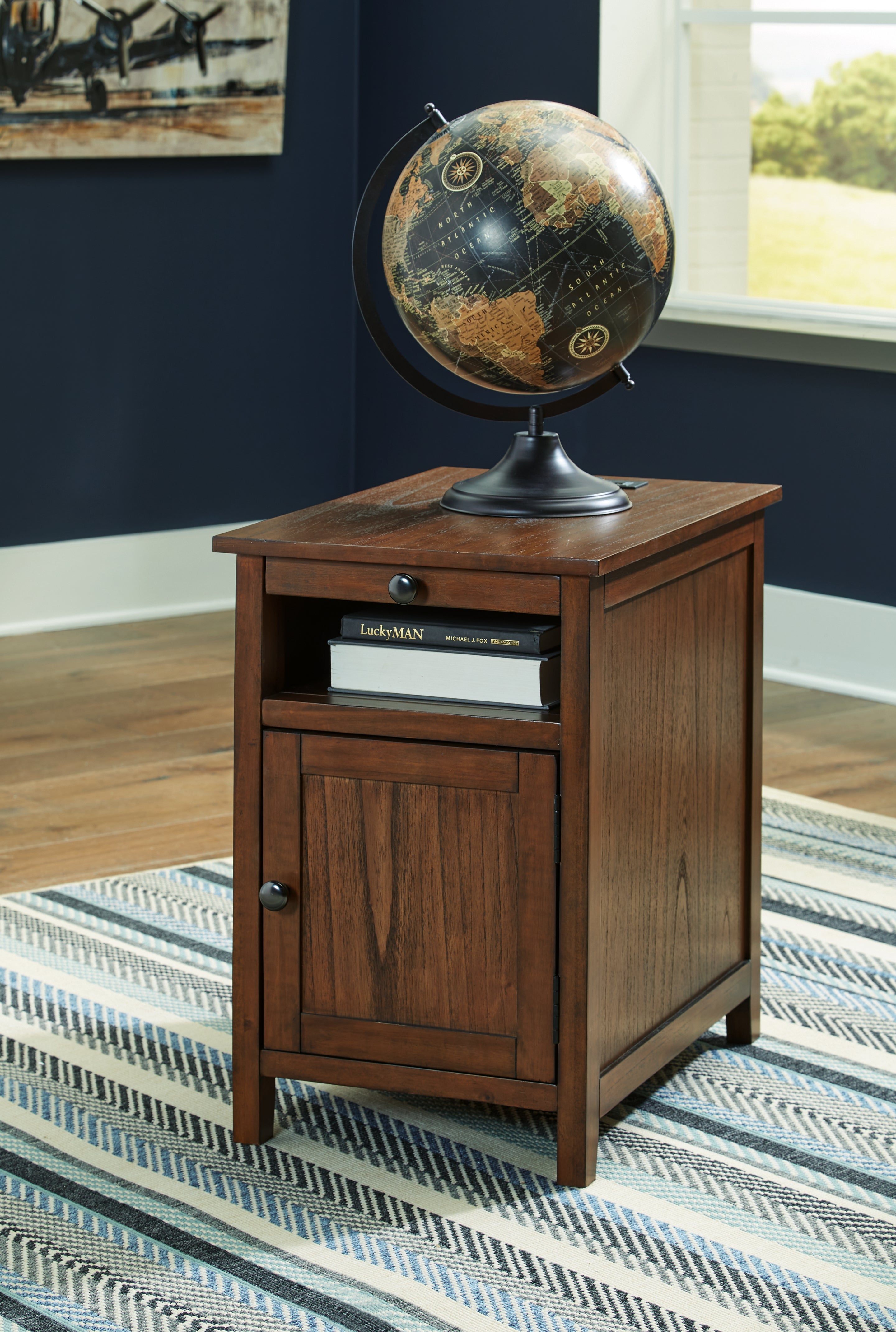 Bay Furniture Gallery - Ashley Furniture - Treytown Chairside End Table - Chair Side End Table / Black - T300-617