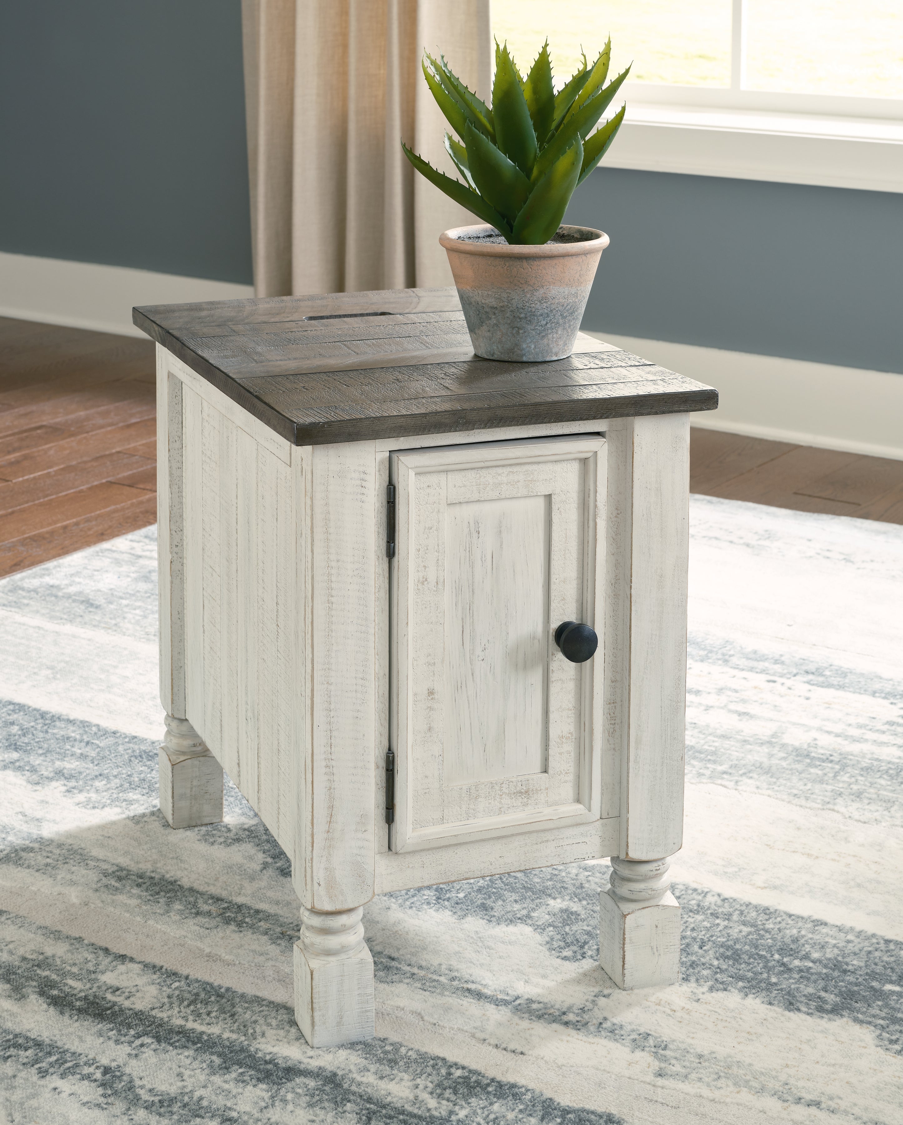 Bay Furniture Gallery - Ashley Furniture - Havalance Chairside End Table - Chair Side End Table / White/Gray - T994-7