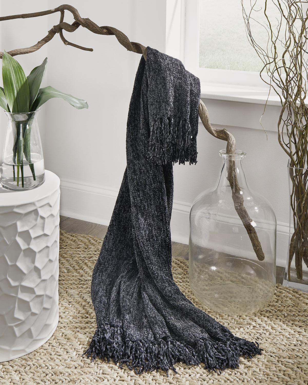 Bay Furniture Gallery - Ashley Furniture - Tamish Throw (Set of 3) - Throw (3/CS) / Black - A1001027