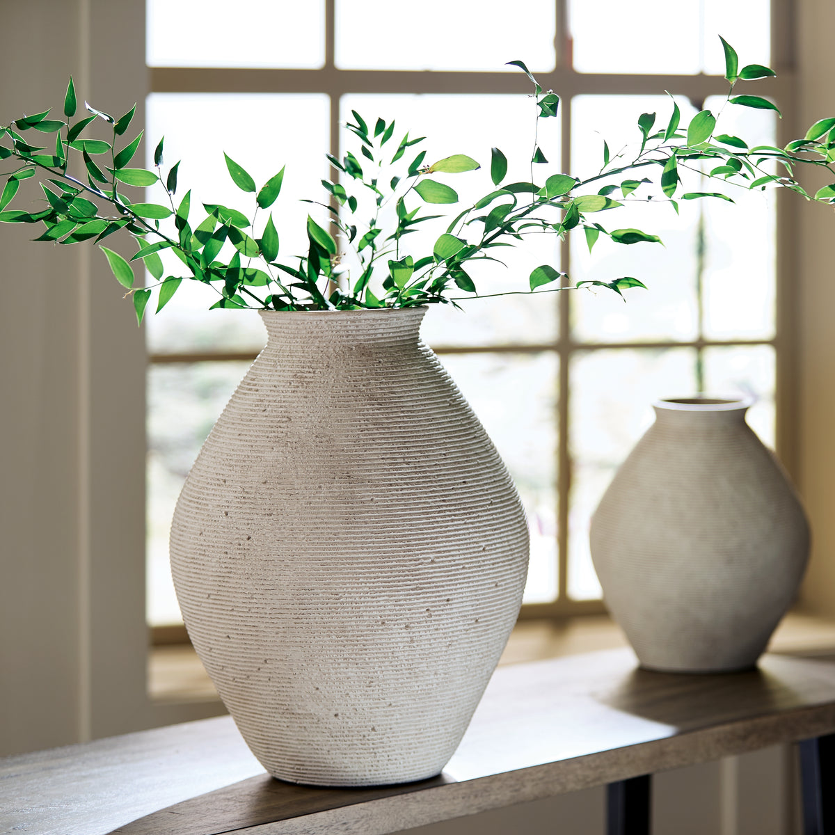 Bay Furniture Gallery - Ashley Furniture - Hannela Vase - Vase / Antique Tan - A2000514