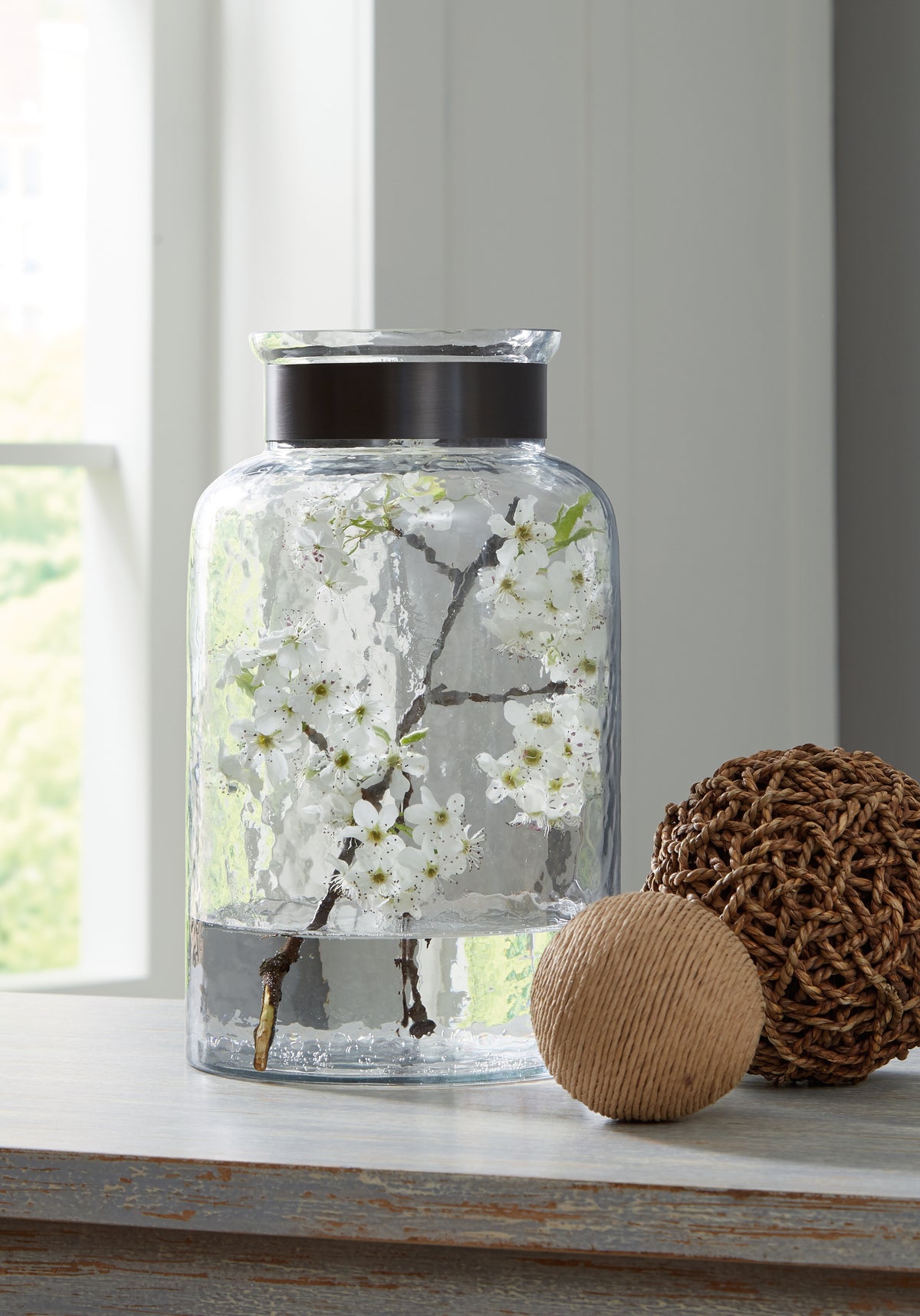 Bay Furniture Gallery - Ashley Furniture - Lukasvale Vase - Vase / Clear/Pewter Finish - A2000585