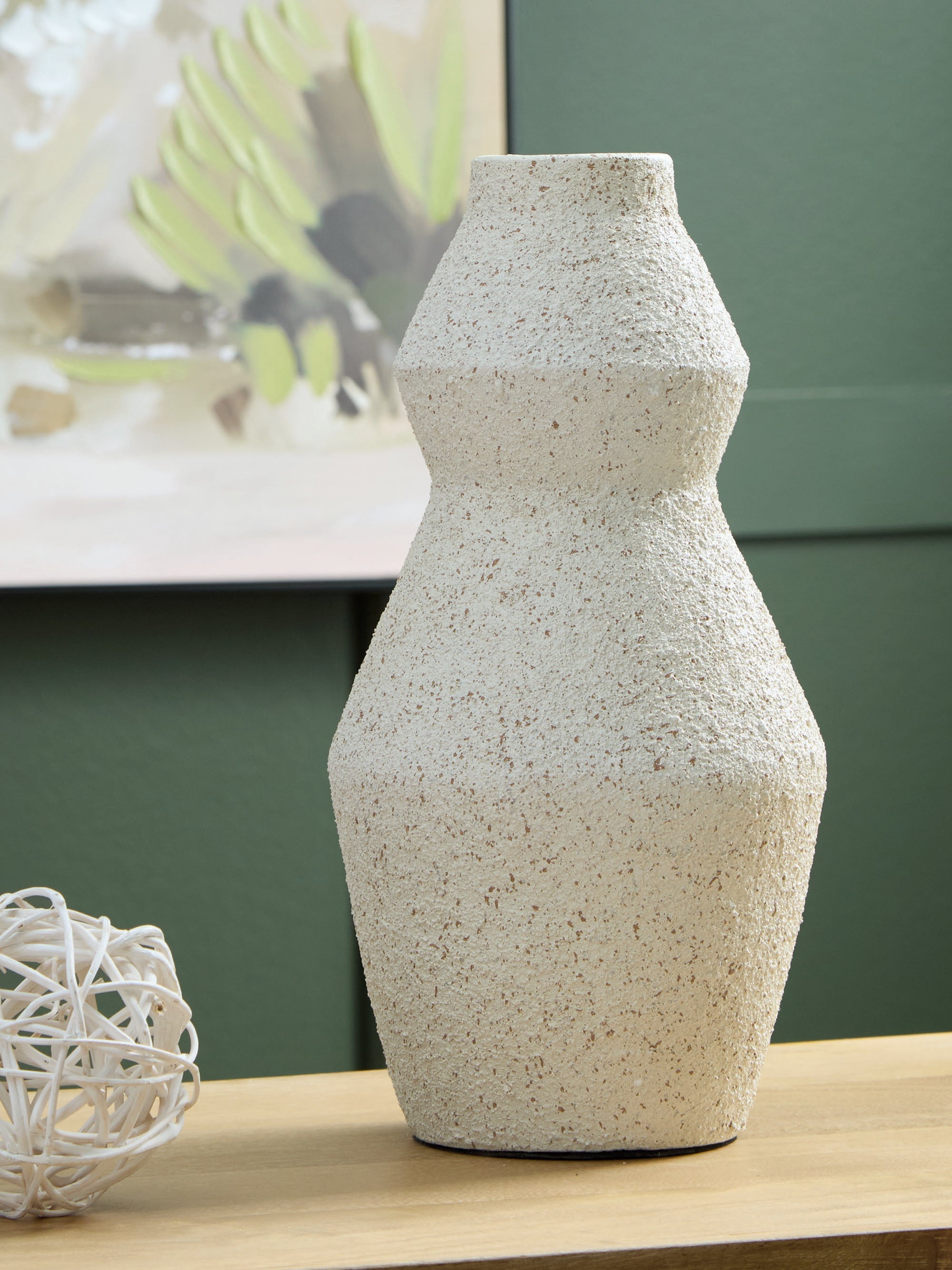 Bay Furniture Gallery - Ashley Furniture - Dawthorne Vase - Vase / Cream - A2000850
