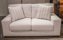 Bay Furniture Gallery - Ashley Furniture - Hartside Living Room - Loveseat - 8010435